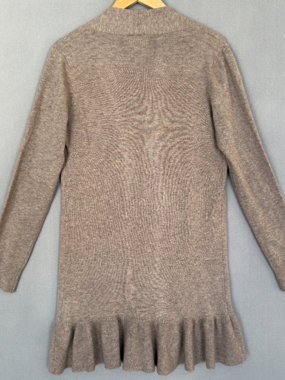 Dreamers by Debut Women's Ruffled Knit Cardigan Medium Taupe Open Front Feminine - Picture 9 of 14